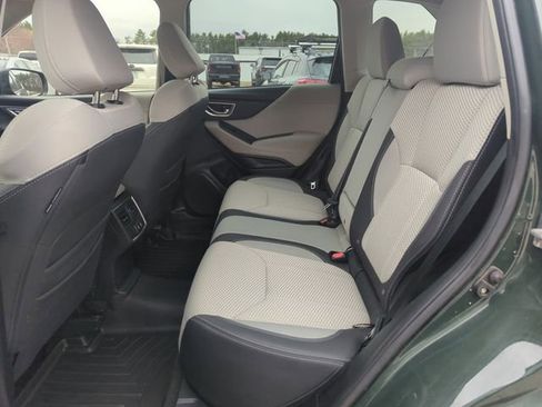Used 2023 Subaru Forester Premium AWD/4WD image 29