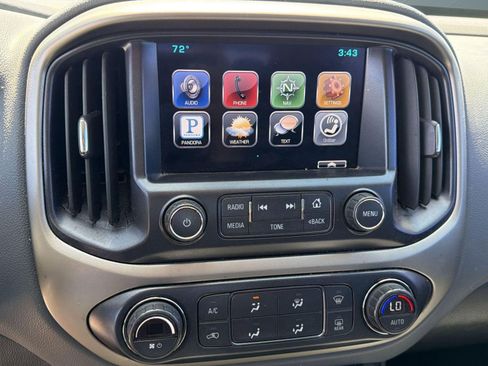 Used 2015 Chevrolet Colorado Z71 image 15