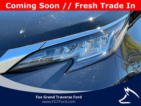 Used 2023 Toyota Sienna XLE FWD image 34