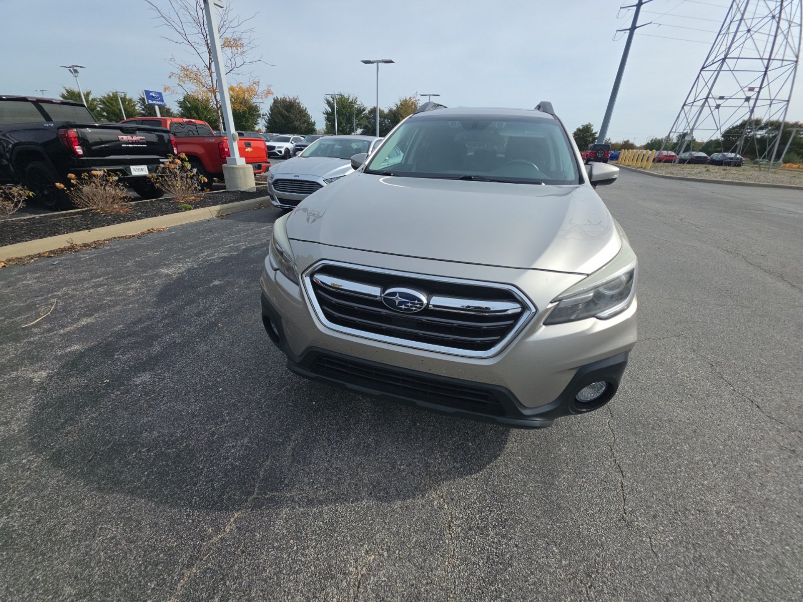 Used 2019 Subaru Outback 2.5i Limited AWD/4WD image 5