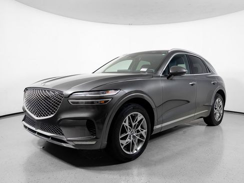 Used 2025 Genesis GV70 2.5T AWD/4WD image 16