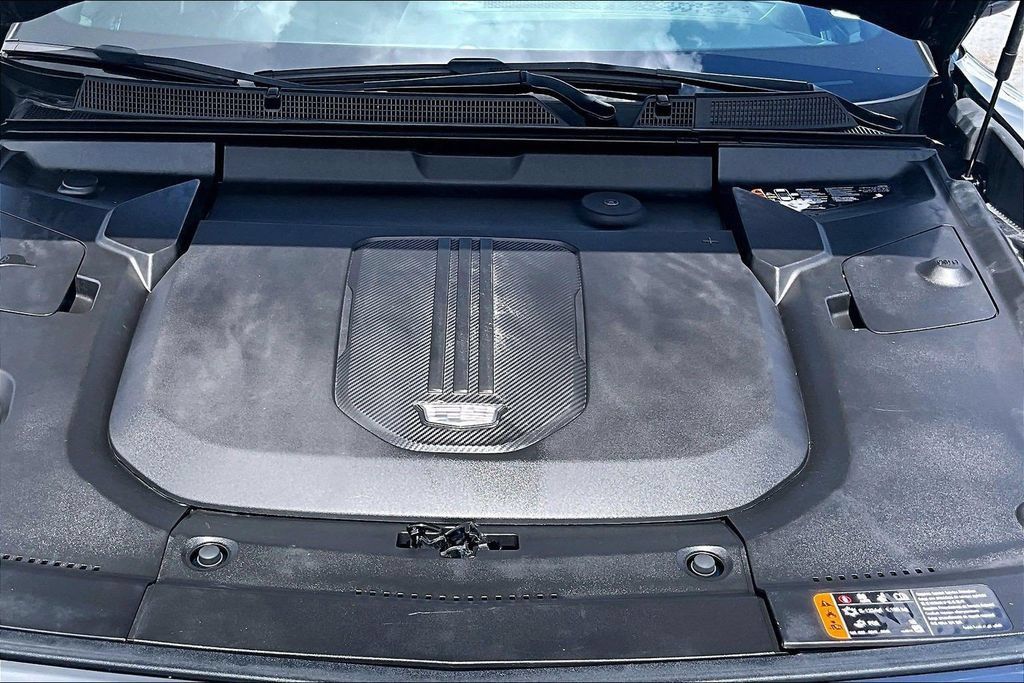 Certified 2024 Cadillac Lyriq Sport AWD/4WD image 30