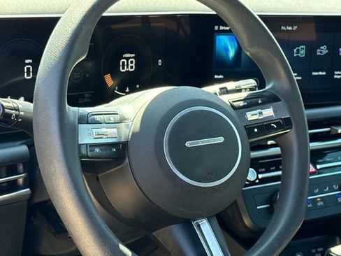 Certified 2025 Hyundai Santa Cruz SE image 16