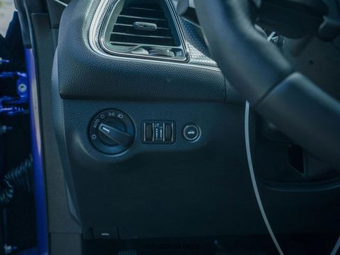 Used 2016 Dodge Challenger SRT Hellcat image 27