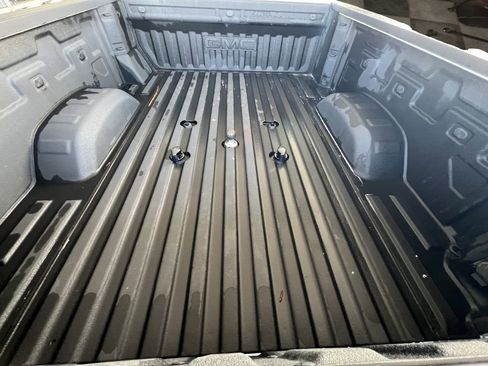 Certified 2025 GMC Sierra 2500 SLT w/ SLT Premium Package image 25