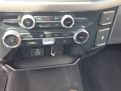 Used 2025 Ford F150 XLT w/ Equipment Group 301A Standard AWD/4WD image 19