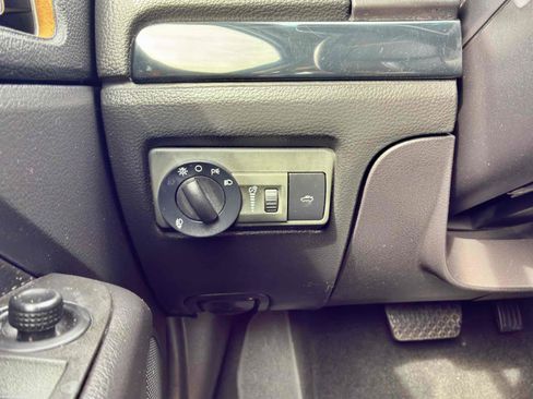 Used 2009 Ford Fusion SEL FWD image 43