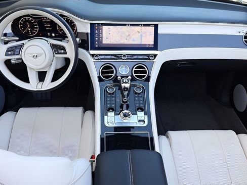 Used 2024 Bentley Continental GT AWD/4WD image 4