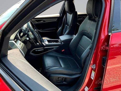 Used 2024 Jaguar F-PACE R-Dynamic S AWD/4WD image 17