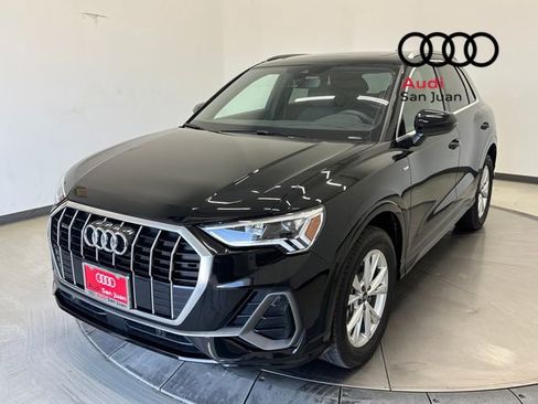 Used 2025 Audi Q3 2.0T Premium w/ Convenience Package image 3