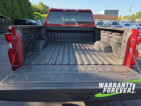 Used 2022 Chevrolet Silverado 2500 LTZ w/ LTZ Convenience Package AWD/4WD image 17