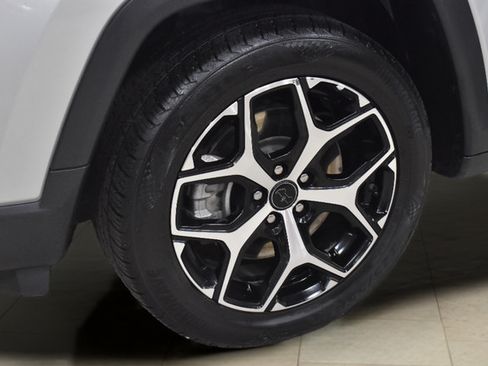 Used 2025 Jeep Compass Limited AWD/4WD image 31