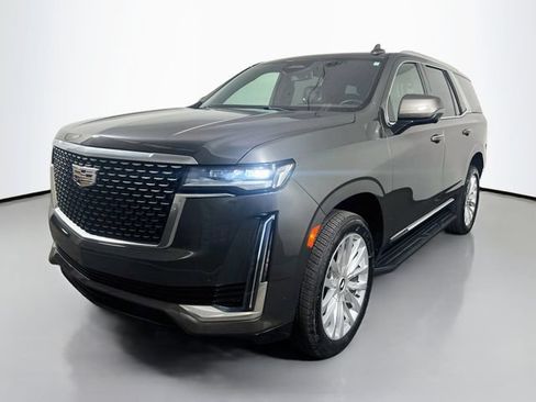 Used 2021 Cadillac Escalade Luxury RWD image 5