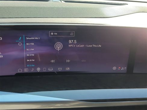 Used 2025 Cadillac Escalade ESV Sport Platinum image 22