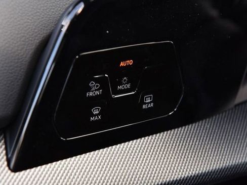 New 2026 Volkswagen Golf image 10