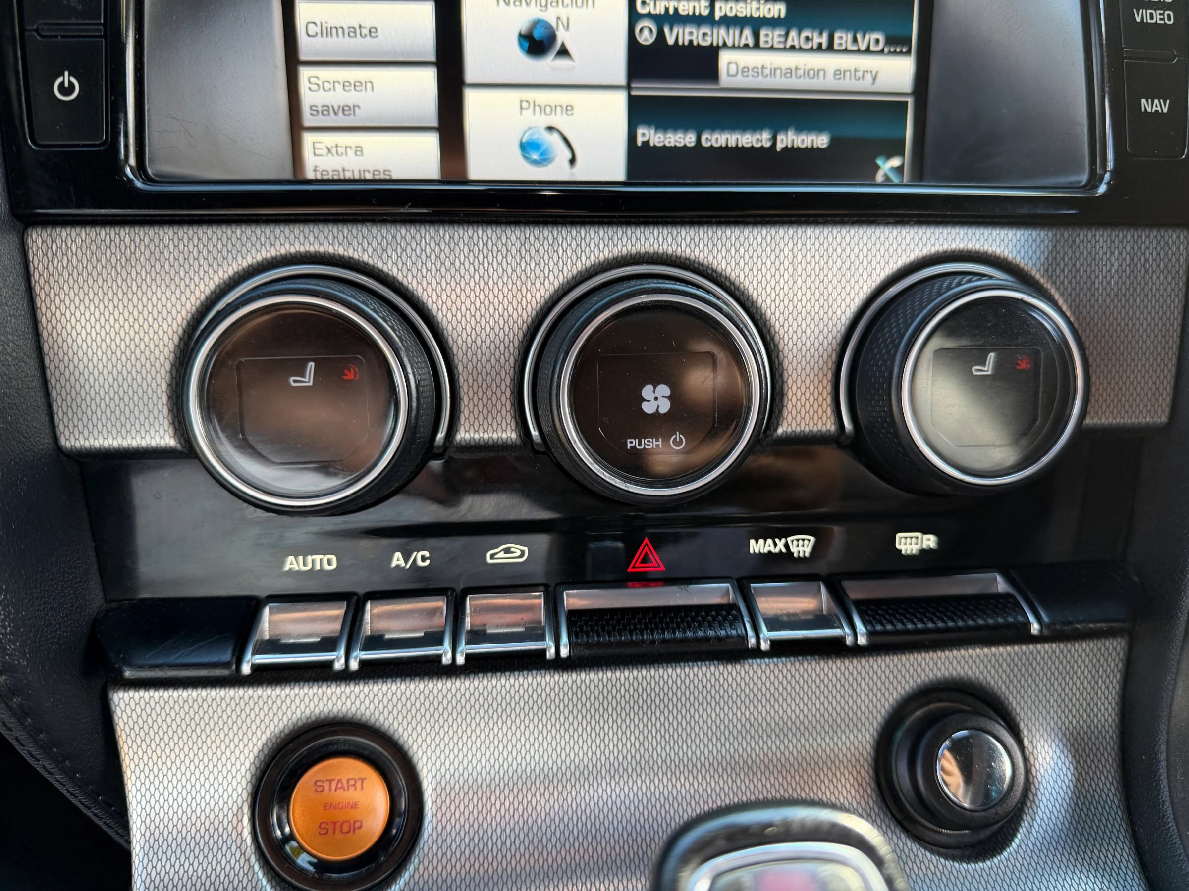 Used 2015 Jaguar F-TYPE Convertible RWD image 29
