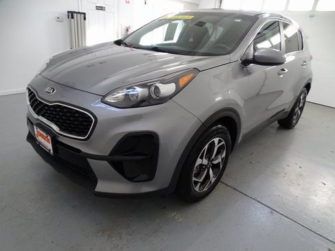 Used 2022 Kia Sportage LX image 14