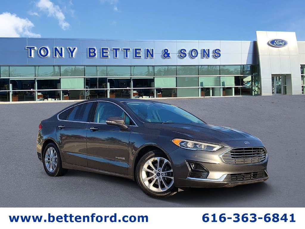 Used 2019 Ford Fusion SEL FWD image 1