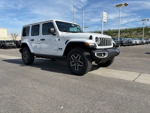 New 2026 Jeep Wrangler Unlimited Sahara AWD/4WD image 9