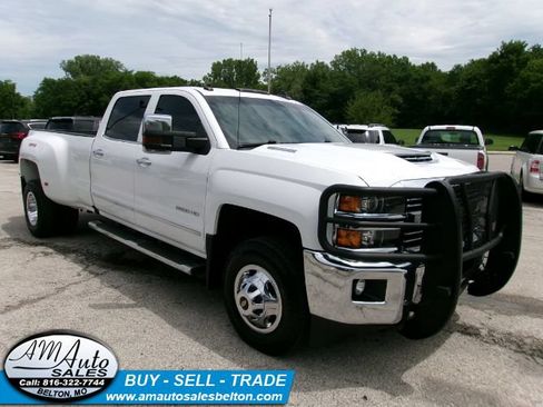 Used 2019 Chevrolet Silverado 3500 LTZ w/ Duramax Plus Package AWD/4WD image 10