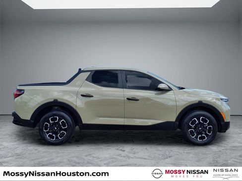 Used 2023 Hyundai Santa Cruz SEL image 8