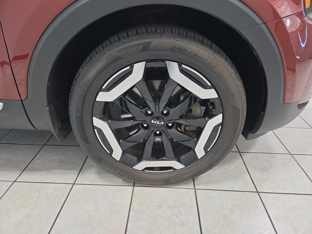 Used 2023 Kia Telluride AWD image 51