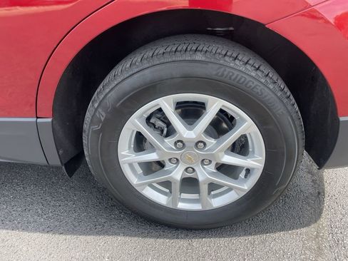 Used 2023 Chevrolet Equinox LT AWD/4WD image 8