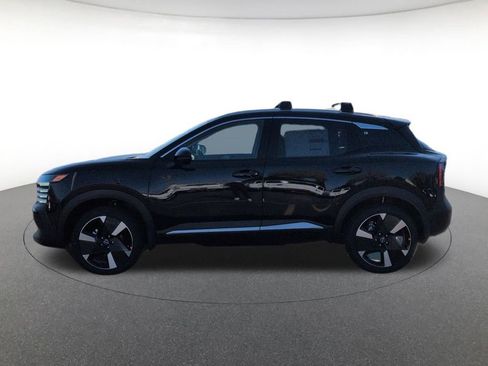 New 2026 Nissan Kicks SR w/ Cold Weather Package AWD/4WD image 8