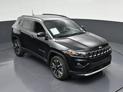 Used 2023 Jeep Compass Limited AWD/4WD image 25