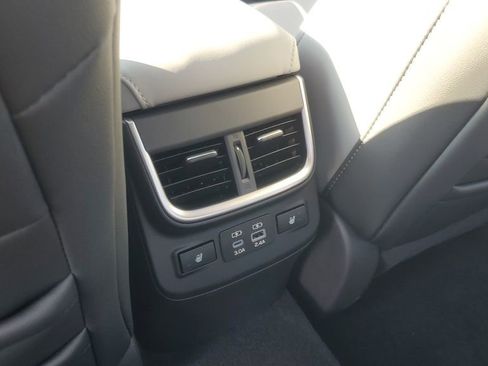 Used 2025 Subaru Legacy Limited image 30