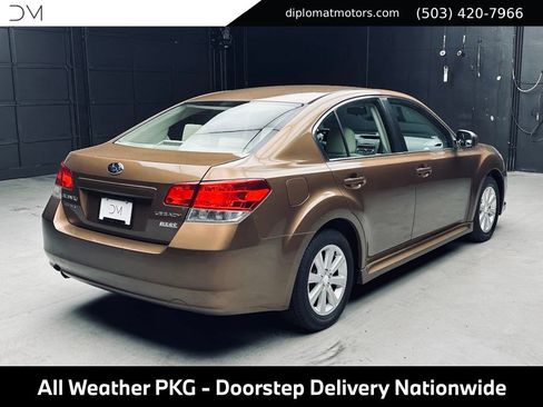Used 2011 Subaru Legacy 2.5i Premium w/ All-Weather Pkg AWD/4WD image 7