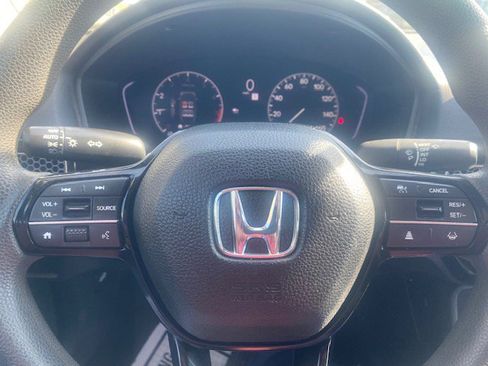 Used 2022 Honda Civic LX image 7