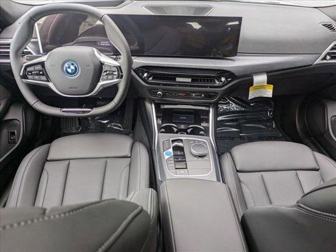 Used 2025 BMW i4 eDrive40 w/ Premium Package image 16