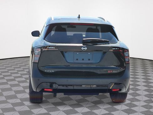 New 2025 Nissan Kicks SR image 4