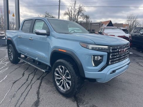 New 2026 GMC Canyon Denali image 7