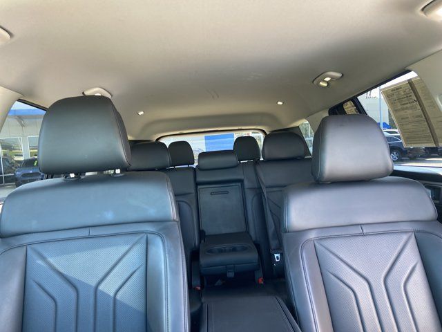 Used 2025 Hyundai Santa Fe SEL FWD image 19