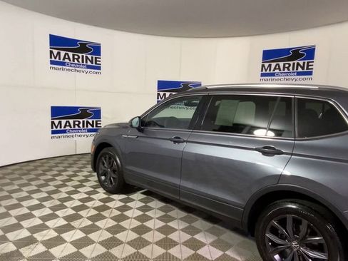 Used 2023 Volkswagen Tiguan SE AWD/4WD image 8