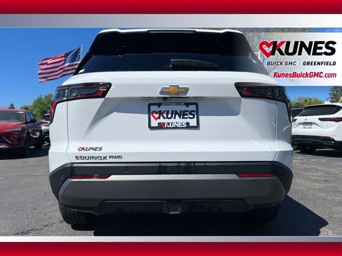 Used 2025 Chevrolet Equinox LT AWD/4WD image 8
