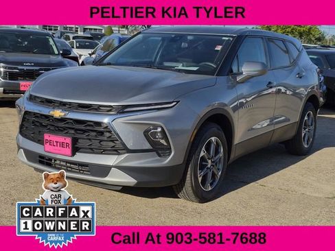 Used 2024 Chevrolet Blazer LT image 3