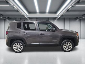 Used 2018 Jeep Renegade Latitude w/ Cold Weather Group AWD/4WD video 1