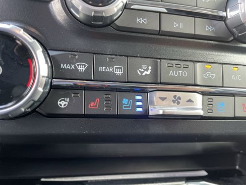 New 2026 Ford F250 Lariat w/ Black Appearance Package AWD/4WD image 25
