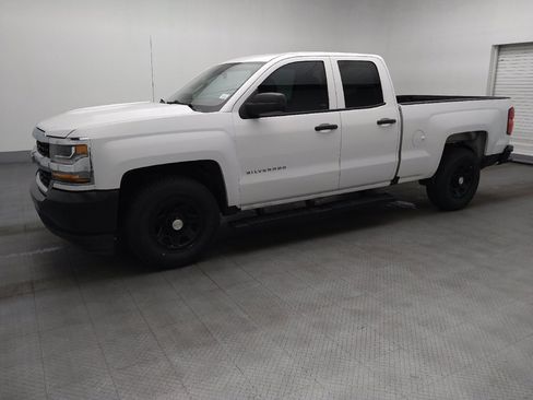 Used 2017 Chevrolet Silverado 1500 W/T RWD image 2