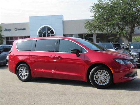 New 2026 Chrysler Voyager LX FWD image 2