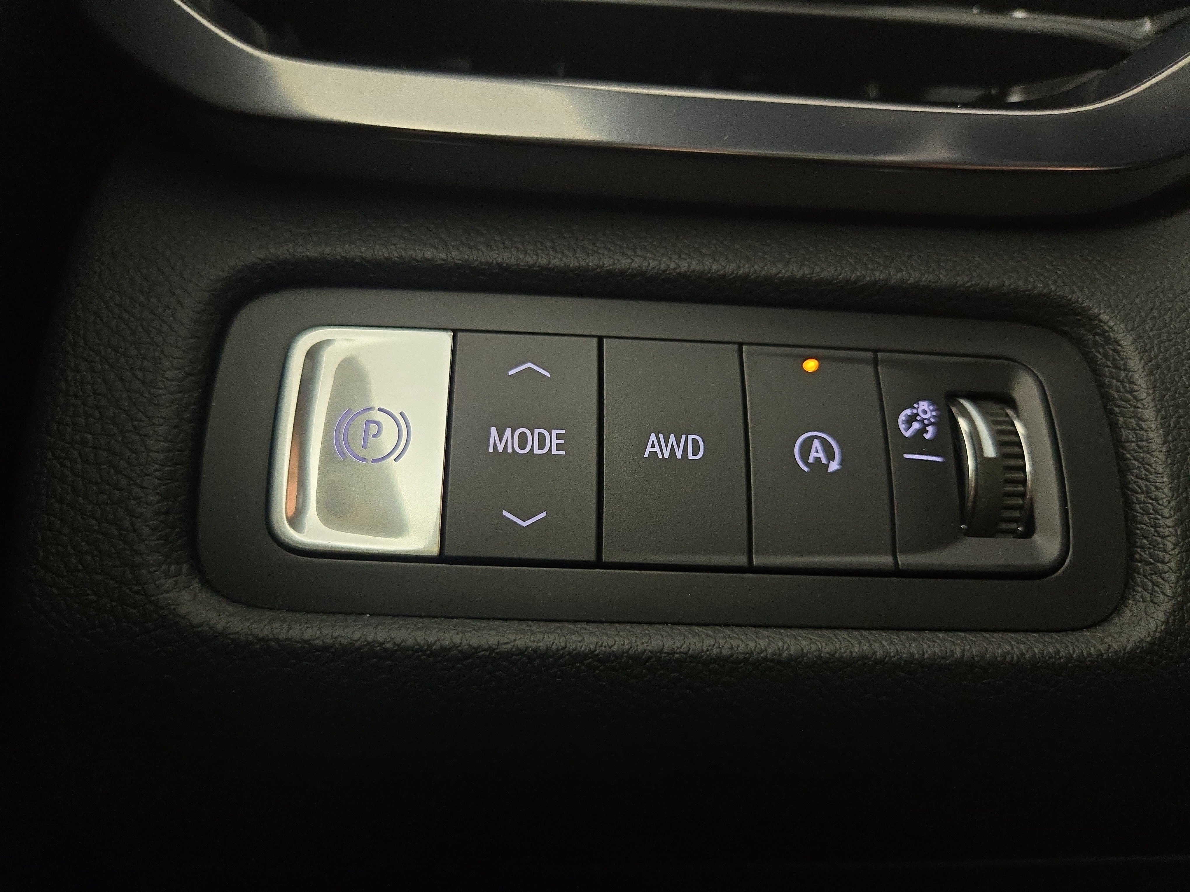 Certified 2025 GMC Acadia AT4 AWD/4WD image 26