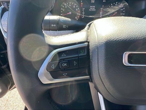 Used 2024 Jeep Compass Latitude image 26