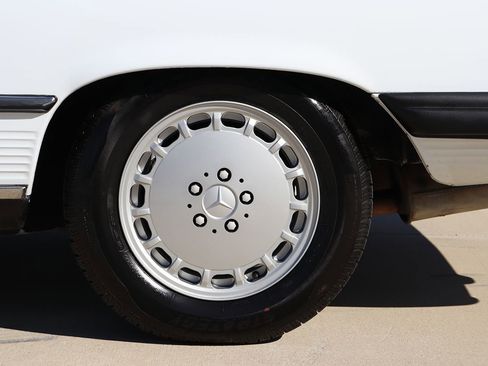 Used 1988 Mercedes-Benz 560 SL image 49