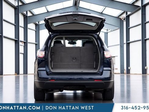 Used 2017 Chevrolet Traverse LS AWD/4WD image 23