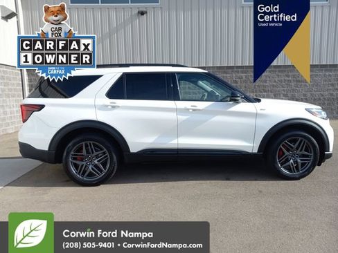 Certified 2025 Ford Explorer ST-Line w/ Premium Package image 2