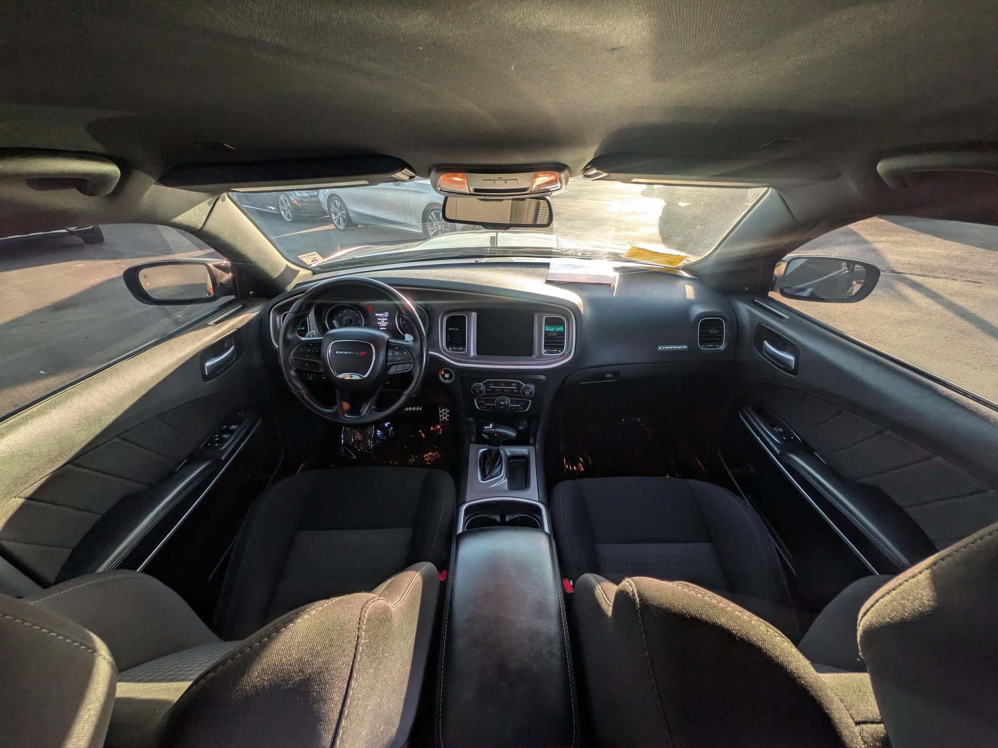 Used 2022 Dodge Charger R/T w/ Driver Convenience Group RWD image 9