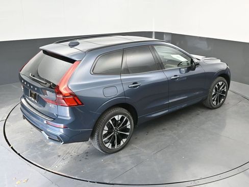 New 2026 Volvo XC60 B5 Plus w/ Protection Package Premier AWD/4WD image 40